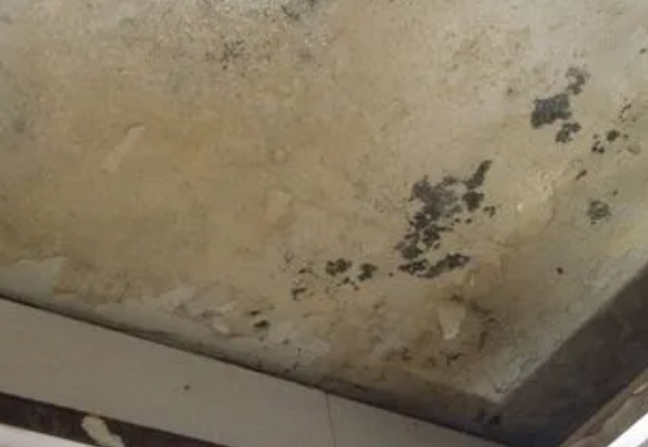 绍兴阳台漏水维修公司分享下绍兴卫生间渗水维修需要注意哪些问题。